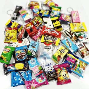 17. Gantungan Kunci Snack Cemilan Makanan Ringan Miniatur 3D - Image 3