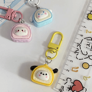 9. Gantungan Kunci Sanrio Roti Gulung Lucu - Image 3