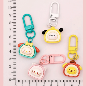 9. Gantungan Kunci Sanrio Roti Gulung Lucu - Image 4